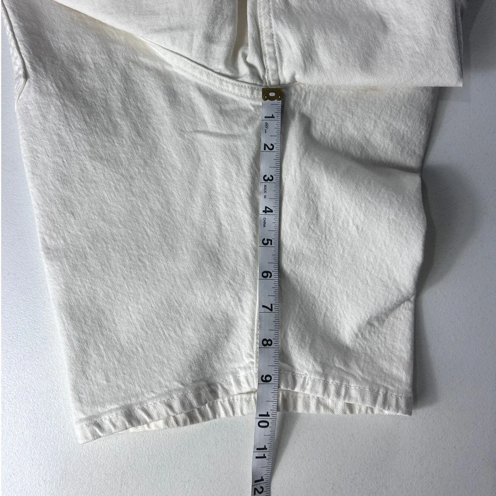 Levis 412 Slim Shorts Mens Size 40 White‎ Denim 5-Pocket Casual 393870108 NWT